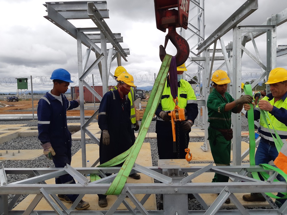 9 Meter Steel Tower - Prepare to Lift